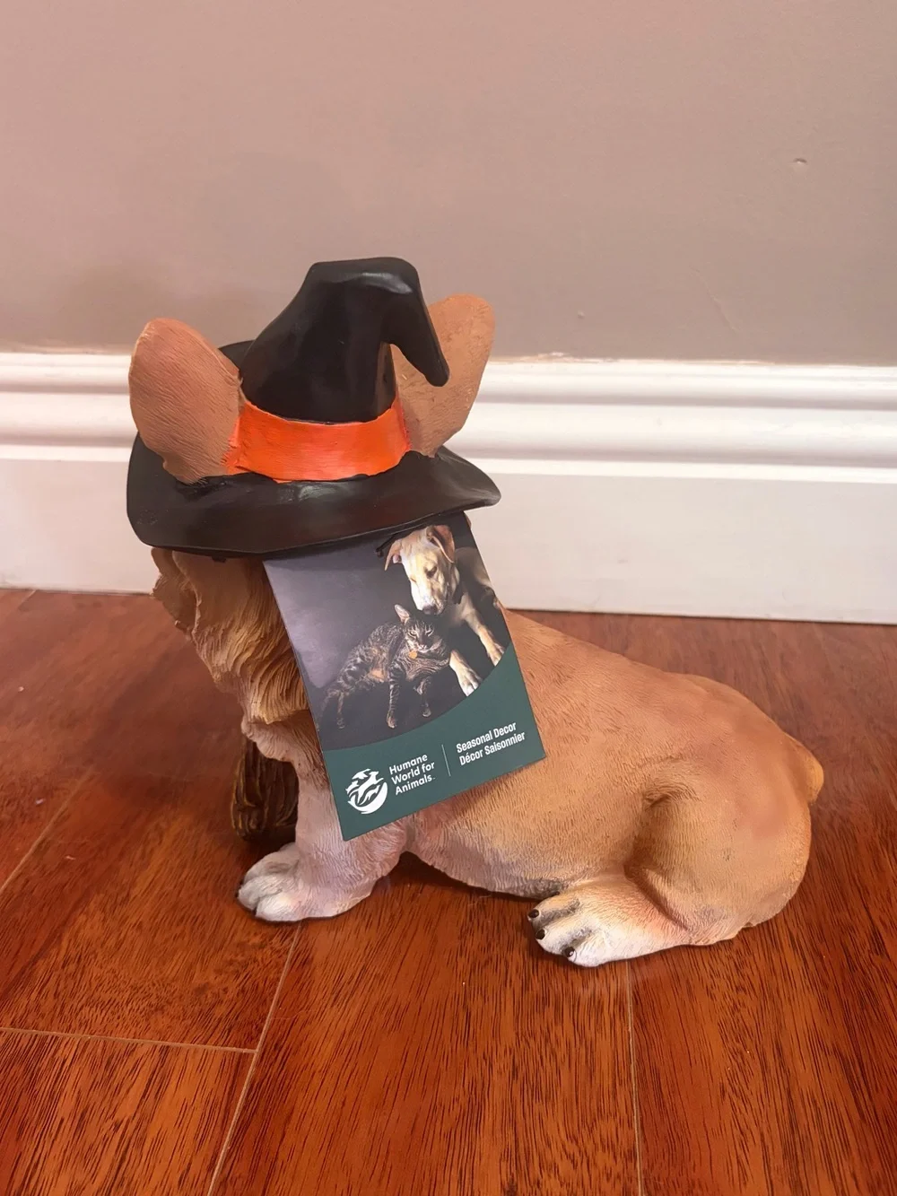 NWT Corgi Halloween Decor Witch Statue